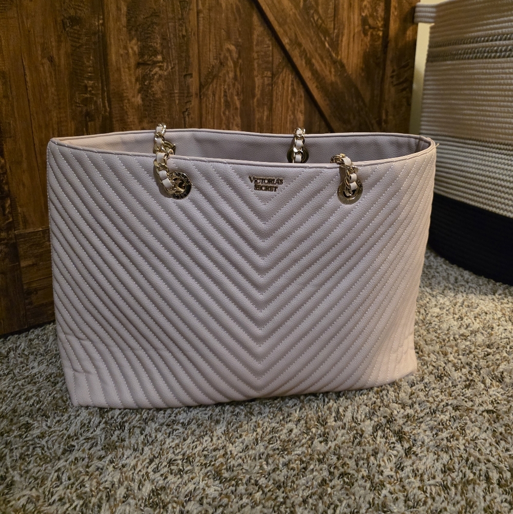 Victoria's Secret Quilted Tote (Pink)